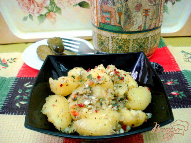 фото рецепта: Тёплый картофельный салат