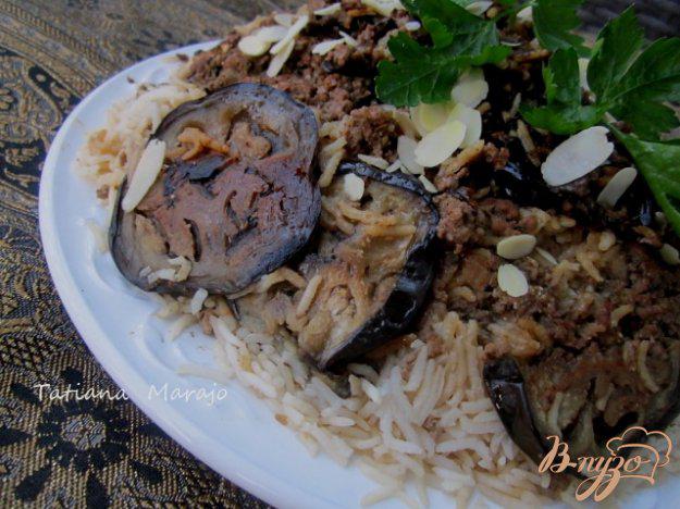 фото рецепта: Ma’loubeh - Рис с баклажанами и фаршем