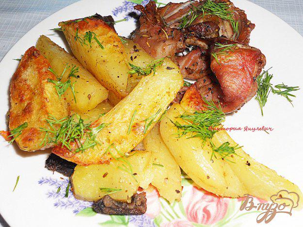 фото рецепта: Запеченный кролик с картофелем