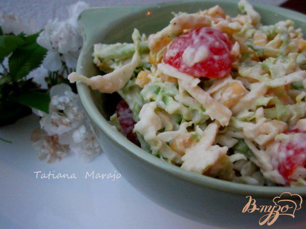 фото рецепта: Пикантный салат  из савойской капусты  с сыром
