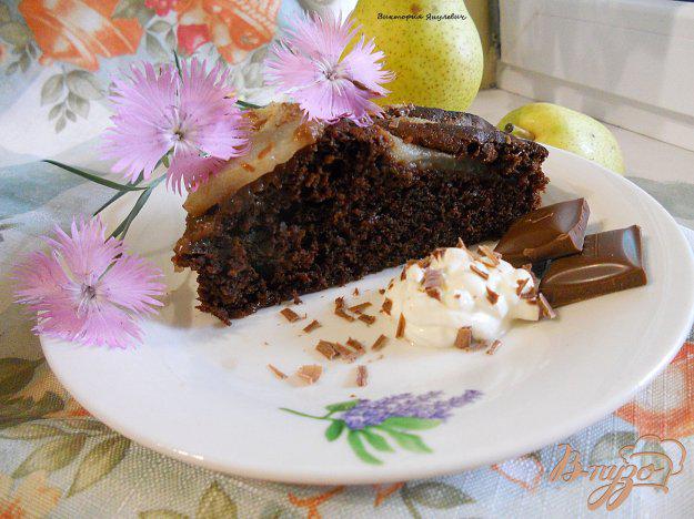 фото рецепта: Шоколадный торт с грушами