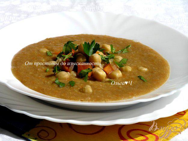фото рецепта: Пряный суп с нутом, овощами и тмином