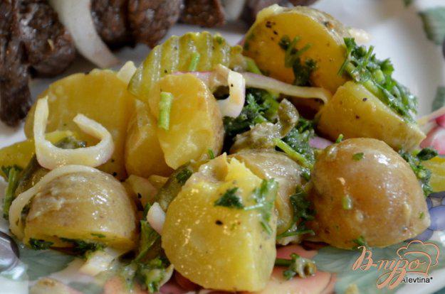 фото рецепта: Салат картофельный с корнишонами