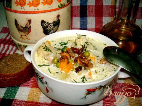 фото рецепта: Суп с лисичками и горошком