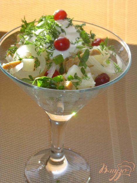 фото рецепта: Картофельный салат с грибами и клюквой