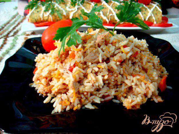фото рецепта: Рис с овощами и тунцом