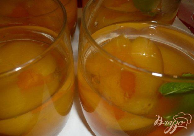 фото рецепта: Желе с абрикосами и нектарином