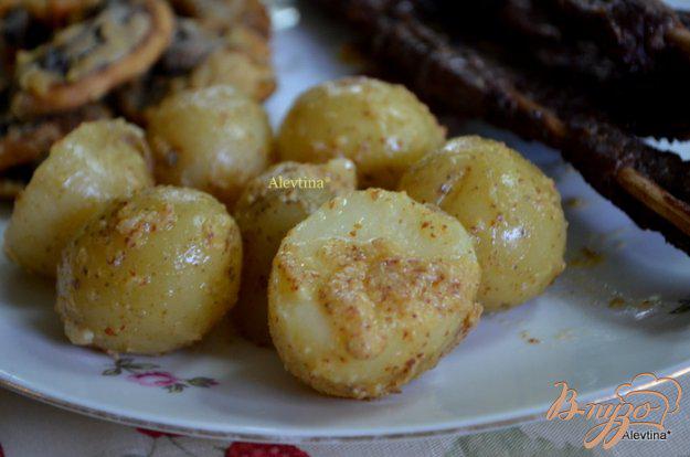 фото рецепта: Молодой картофель с горчицей