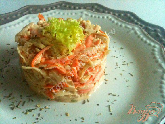 фото рецепта: Салат с морковью и топинамбуром