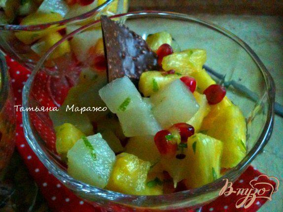 фото рецепта: Фруктовый салат с ананасом