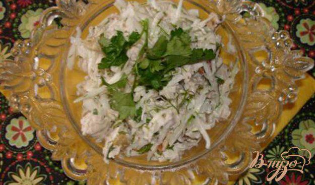 фото рецепта: Салат из белокочанной капусты с курицей