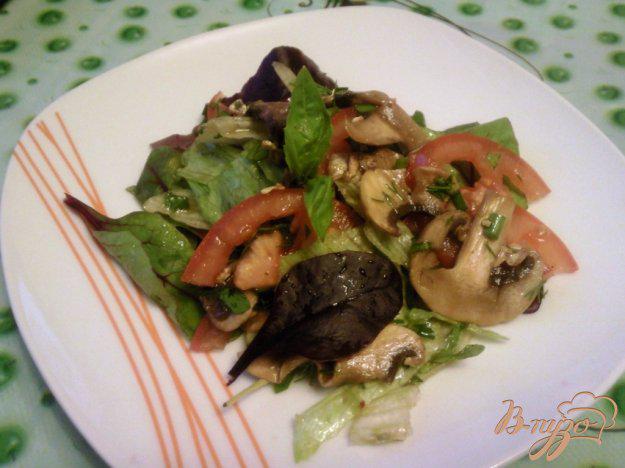 фото рецепта: Овощной салат с грибами