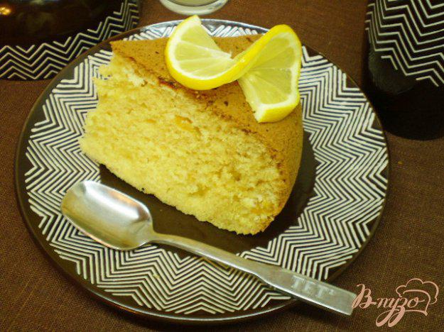 фото рецепта: Лимонный пирог с кусочками кураги