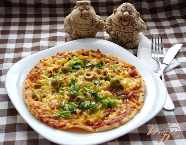 фото рецепта: Тропическая пицца с соусом