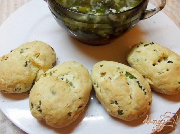 фото рецепта: Булочки с зеленью к супу