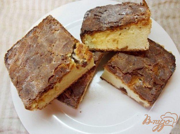 фото рецепта: Пирог с миндалем и белым шоколадом