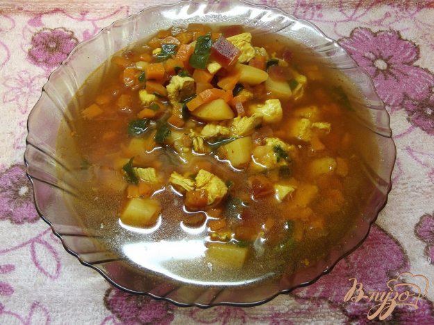 фото рецепта: Куриный суп со шпинатом