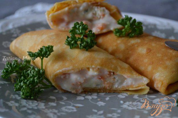 фото рецепта: Блинчики с креветками и голубым сыром
