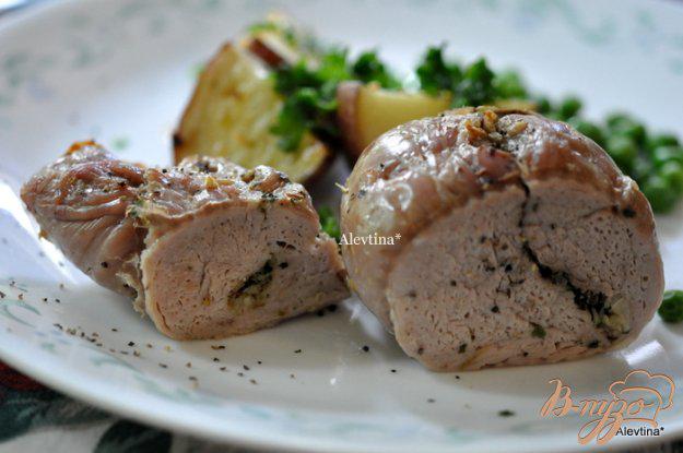 фото рецепта: Свинина с чесночной-луковой начинкой