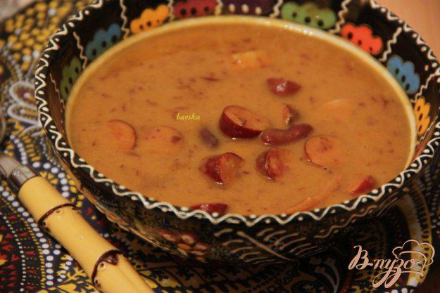 фото рецепта: Суп с тыквой, фасолью и колбасками