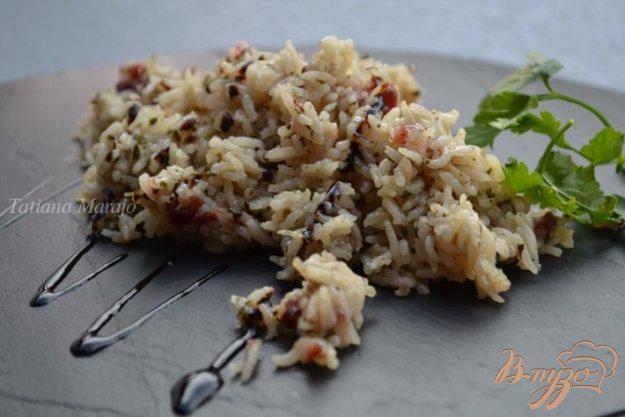 фото рецепта: Рисовый гарнир с вяленой клюквой и кинзой
