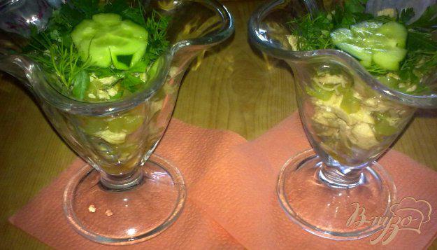 фото рецепта: Салат с куриным филе и соевым соусом