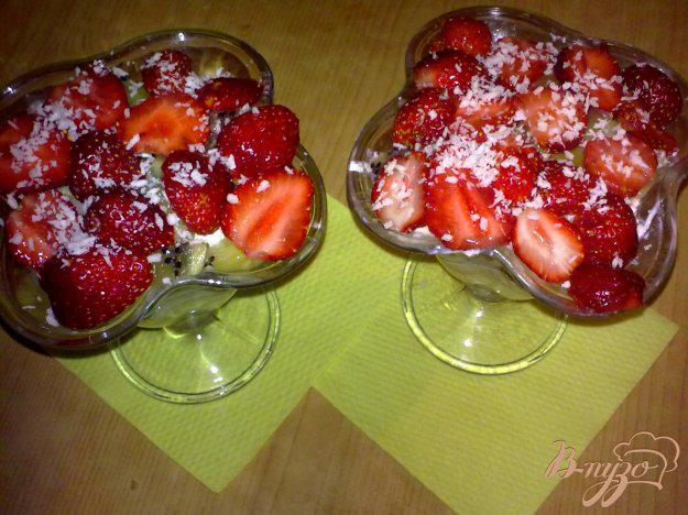 фото рецепта: Десерт творожно-ягодный