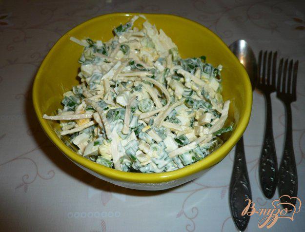 фото рецепта: Салат с зелёным луком