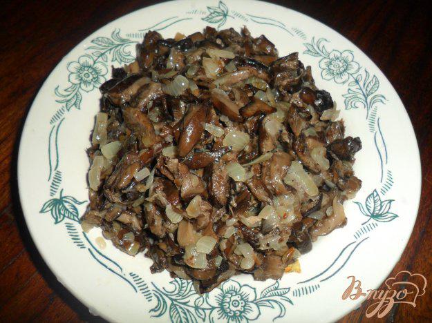 фото рецепта: Жареные грибы с луком