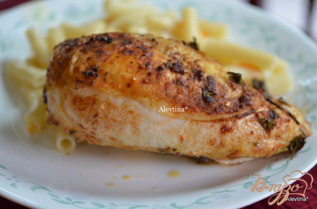 фото рецепта: Куриные грудки под соусом пири-пири