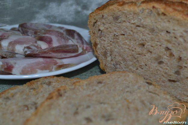 фото рецепта: Ржано-пшеничный хлеб с семечками