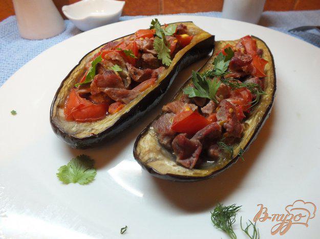 фото рецепта: Зразы с мясом и томатами из баклажанов
