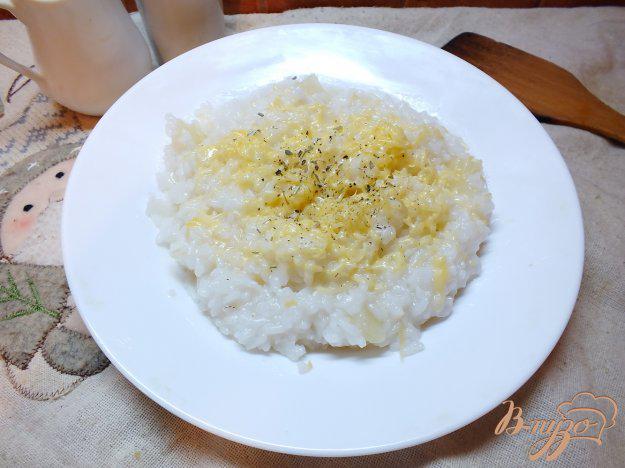 фото рецепта: Рис с ананасом и сыром