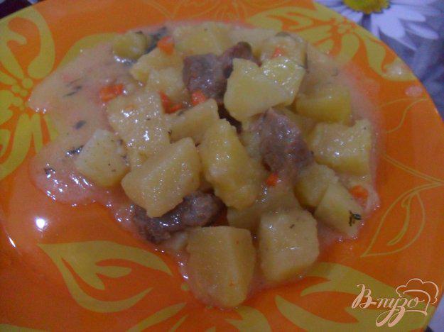 фото рецепта: Тушенный картофель с мясом