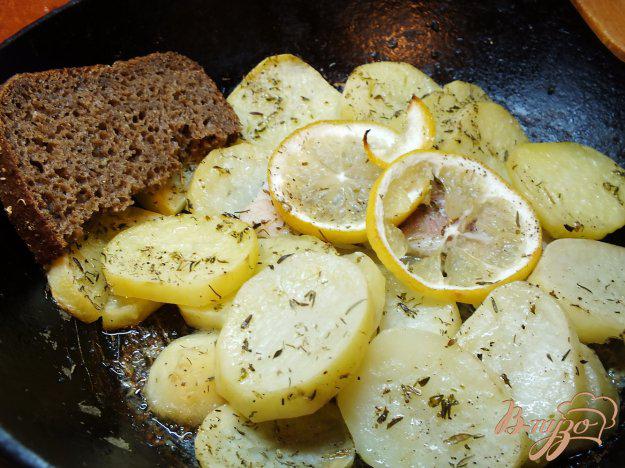 фото рецепта: Пангасиус запеченный с картошкой