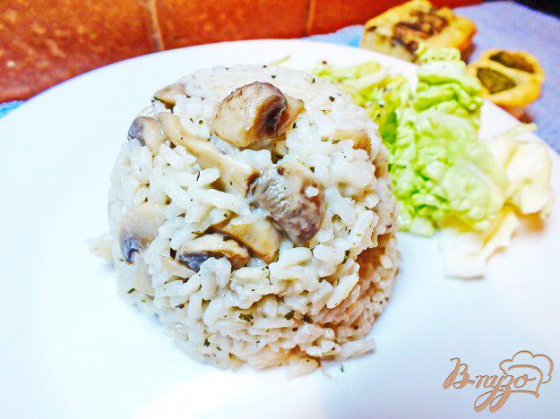 фото рецепта: Рис с грибами и соевым соусом