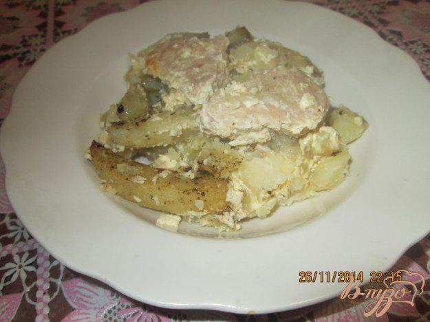 фото рецепта: Тушеная картошка   с мясом  в духовке