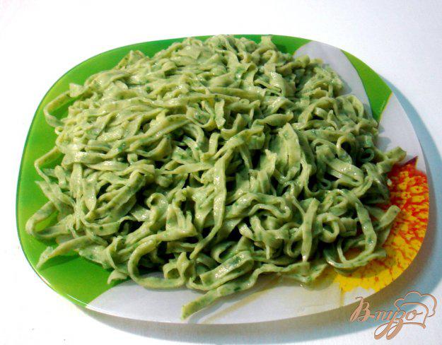 фото рецепта: Домашняя лапша со шпинатом