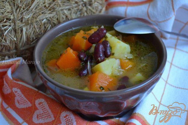 фото рецепта: Суп из белокочанной капусты с кусочками тыквы