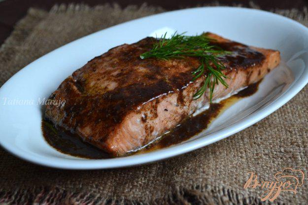 фото рецепта: Филе лосося в винном соусе