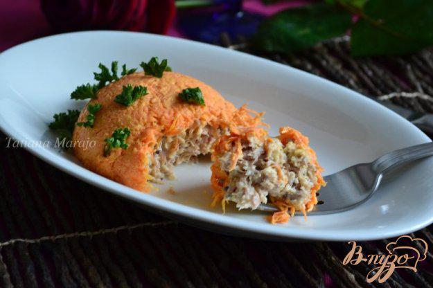 фото рецепта: Морковный салат с тунцом и моцареллой