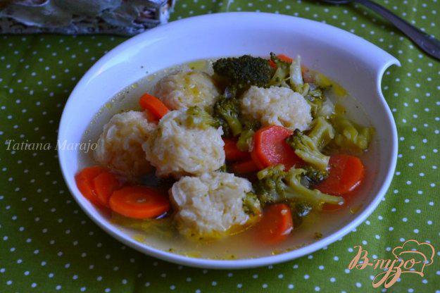 фото рецепта: Овощной суп с рисовыми шариками