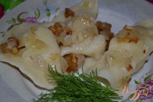 фото рецепта: Вареники с картофелем и салом