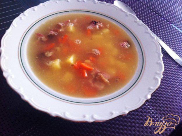 фото рецепта: Гороховый суп с копчеными ребрышками