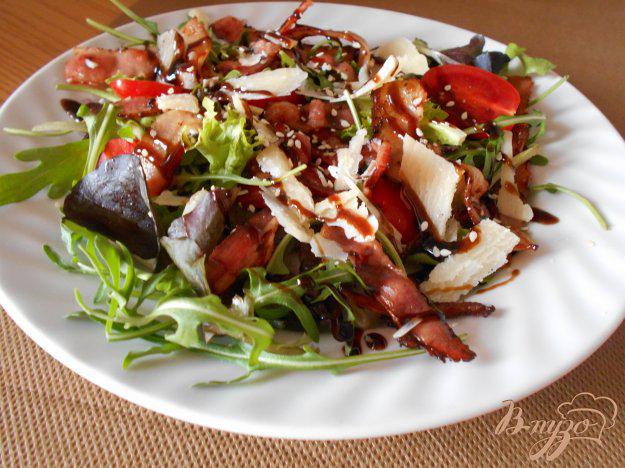 фото рецепта: Овощной салат с беконом