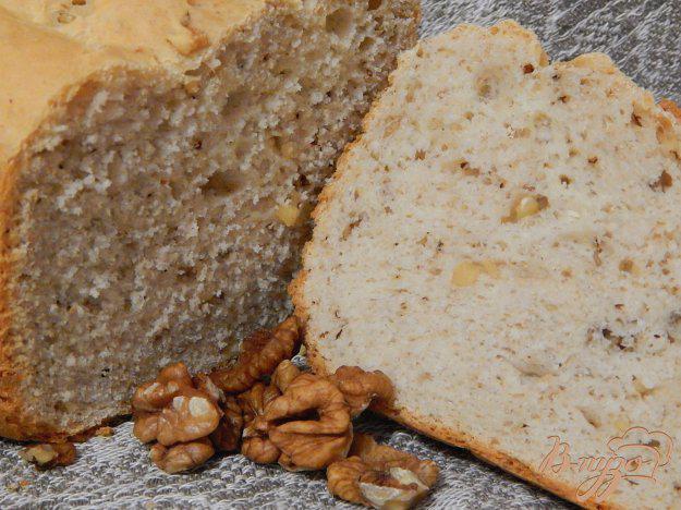фото рецепта: Хлеб с грецкими орехами