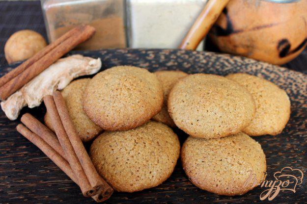 фото рецепта: Овсяное печенье с имбирем и корицей