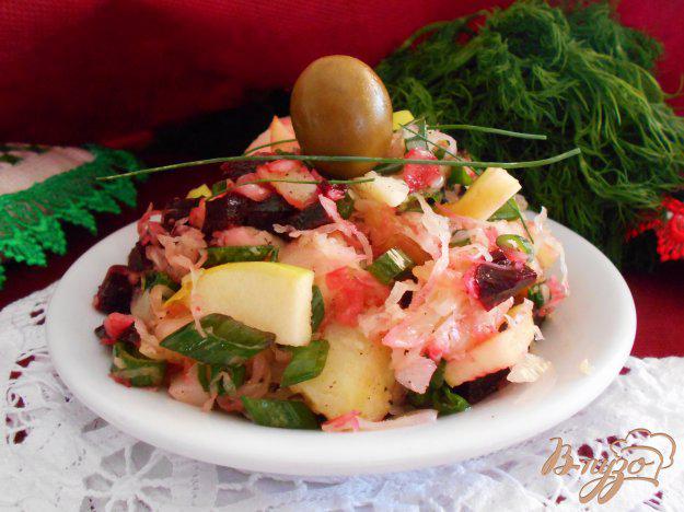 фото рецепта: Салат со свеклой и яблоком