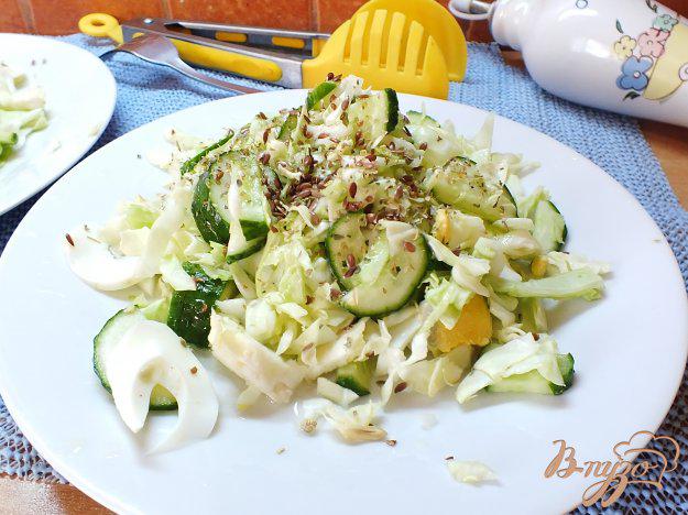фото рецепта: Салат яичный с семенами льна и овощами