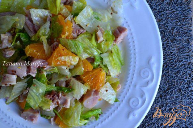 фото рецепта: Салат с копченой курицей и апельсином